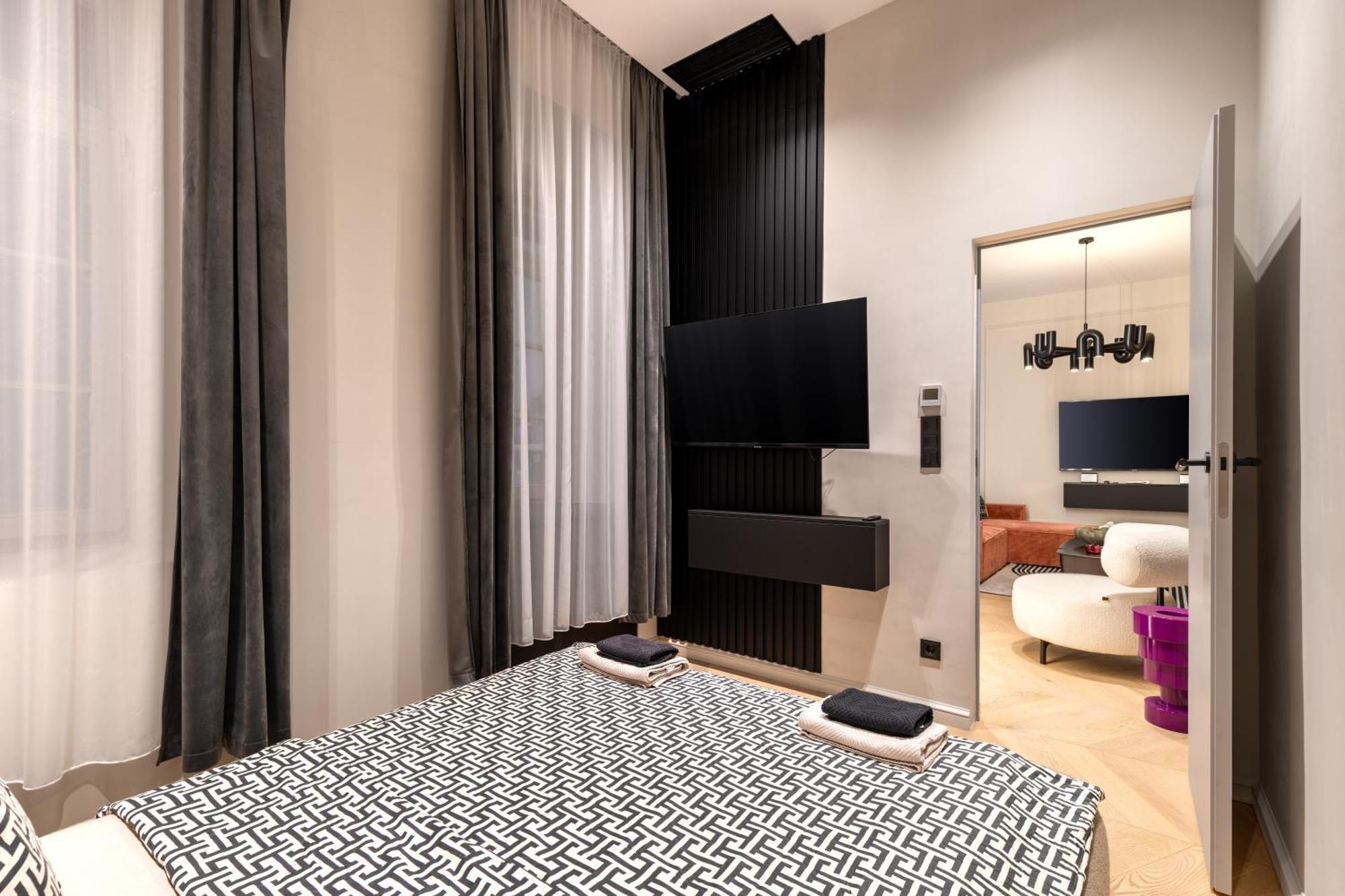 Gatsby Luxury Suite By Chivi #Freeparking Budapest Exterior photo